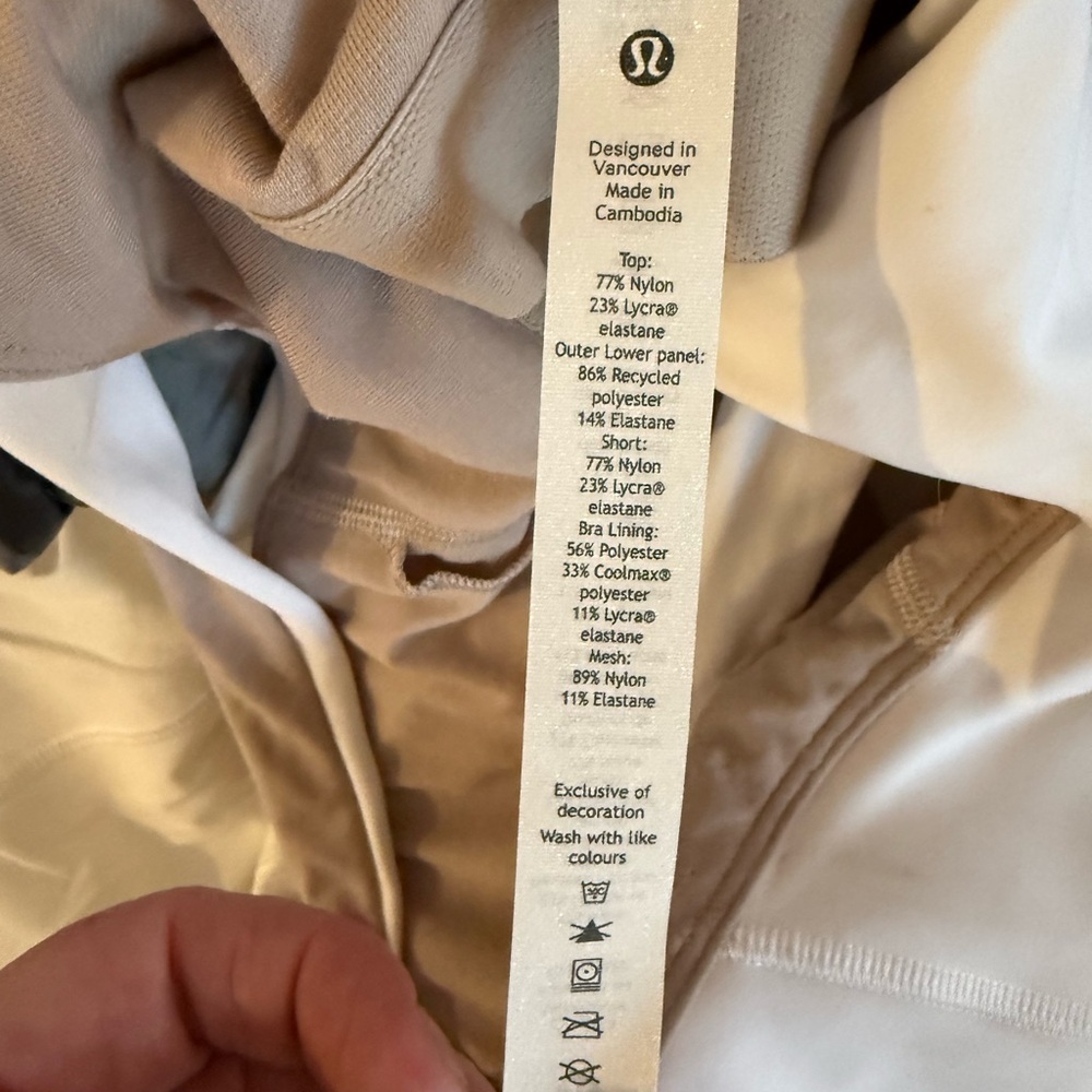 Lululemon Court Crush Dress White Tennis Golf Pickleball NWT Size 6 - Picture 9 of 9